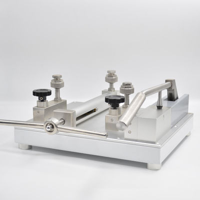 140 bar Pneumatischer Druckkalibrator für Steuerventil Druckbereich -0,95-140 bar