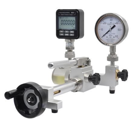 Professioneller und vielseitiger hydraulischer Komparator 0-700 bar für industrielle Anwendungen