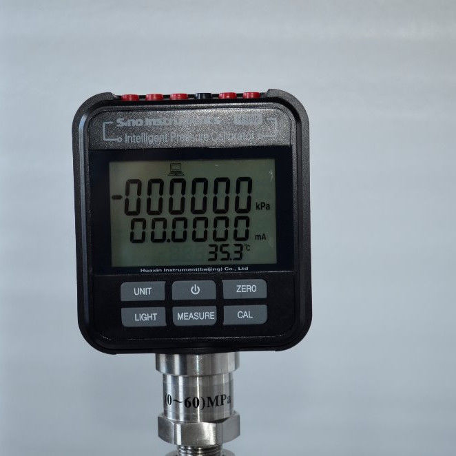 Vielseitiger und professioneller HS602 Intelligenter Druckkalibrator mit 1/4NPT M-Anschluss
