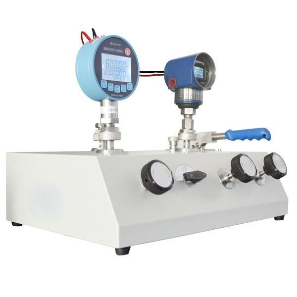 Versatile halbautomatische Druckkalibrierung für 0-600 bar Druckbereich 16,0 kg